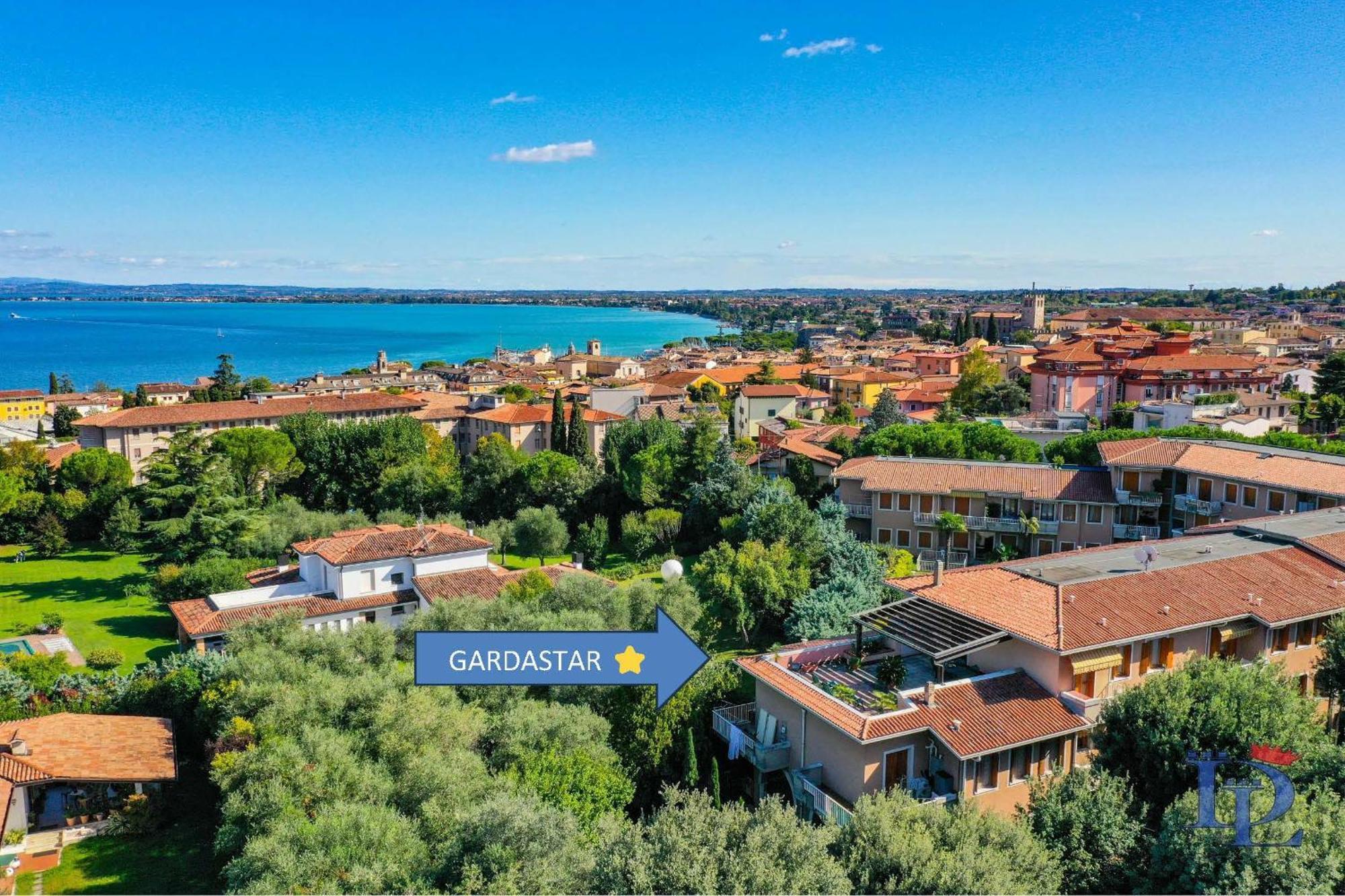 Desenzanoloft Official Partner Marriott Homes & Villas - Gardastar La Stella Del Lago Desenzano del Garda Exterior foto